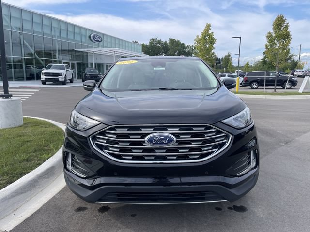 Certified 2023 Ford Edge Titanium AWD/4WD image 8