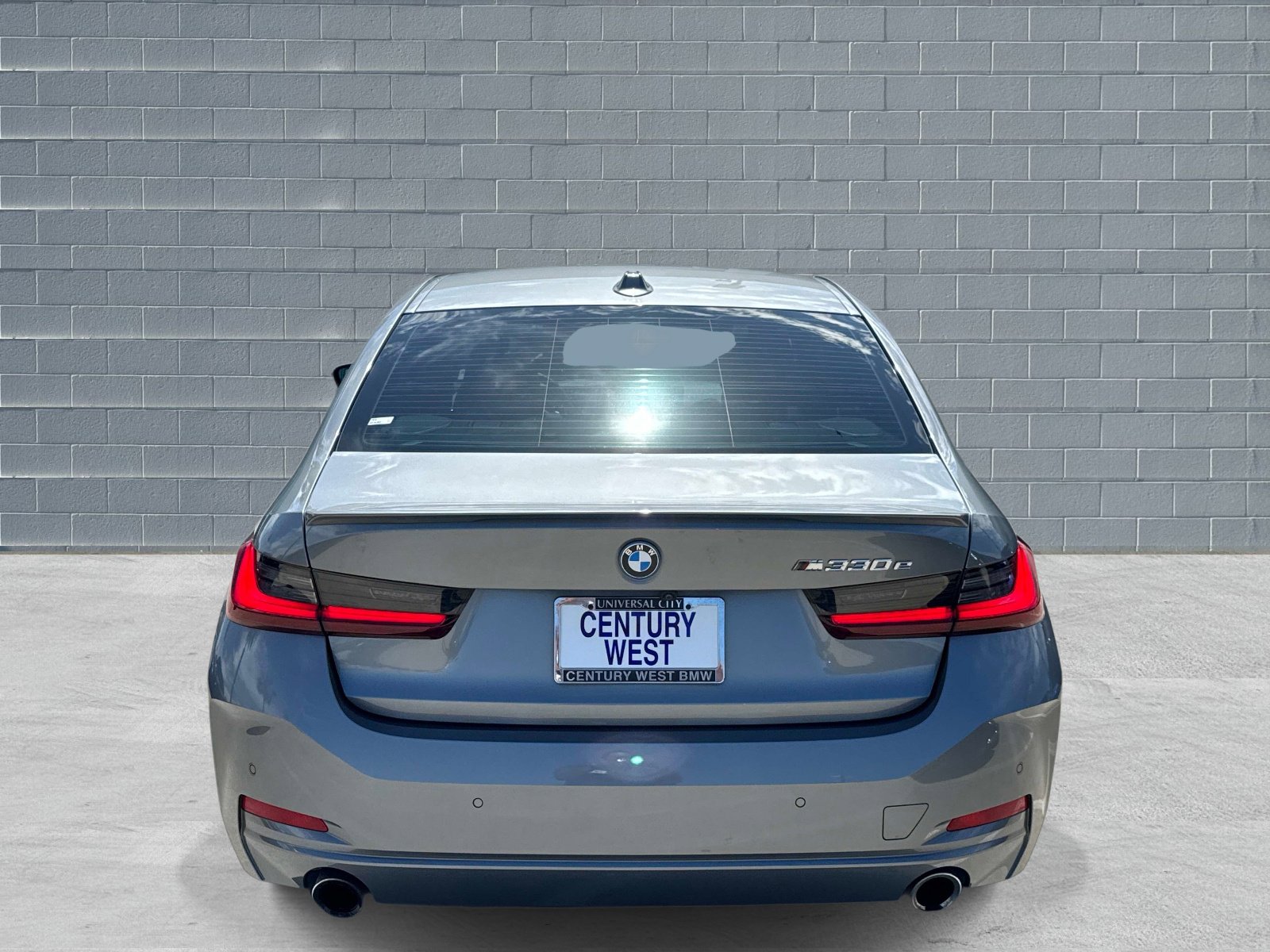 Used 2023 BMW 330e w/ Premium Package RWD image 4