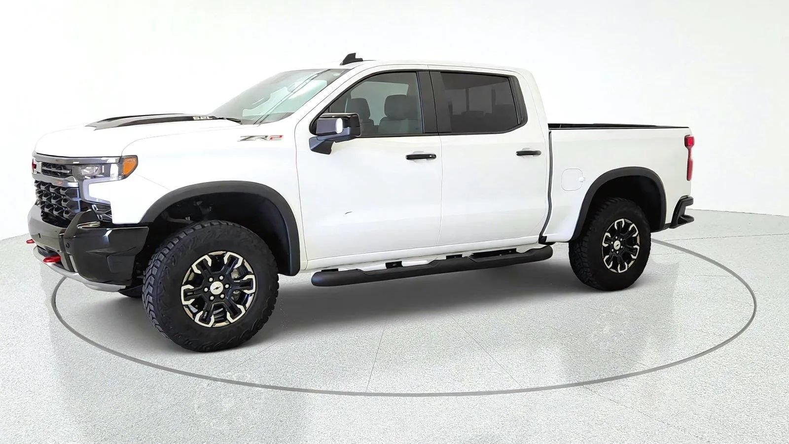 Used 2025 Chevrolet Silverado 1500 ZR2 AWD/4WD image 4