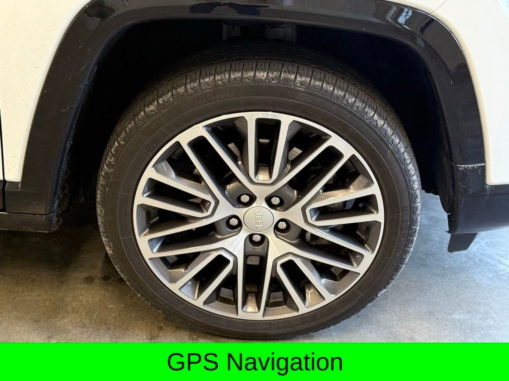 Used 2023 Jeep Compass Limited w/ Elite Group image 2