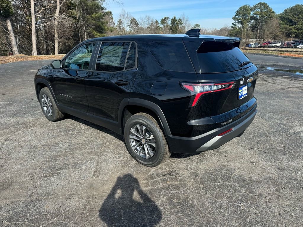 New 2026 Chevrolet Equinox LT w/ Convenience Package II image 2