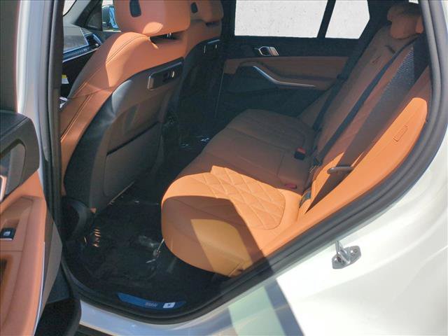 New 2026 BMW X5 xDrive40i w/ Premium Package AWD/4WD image 16