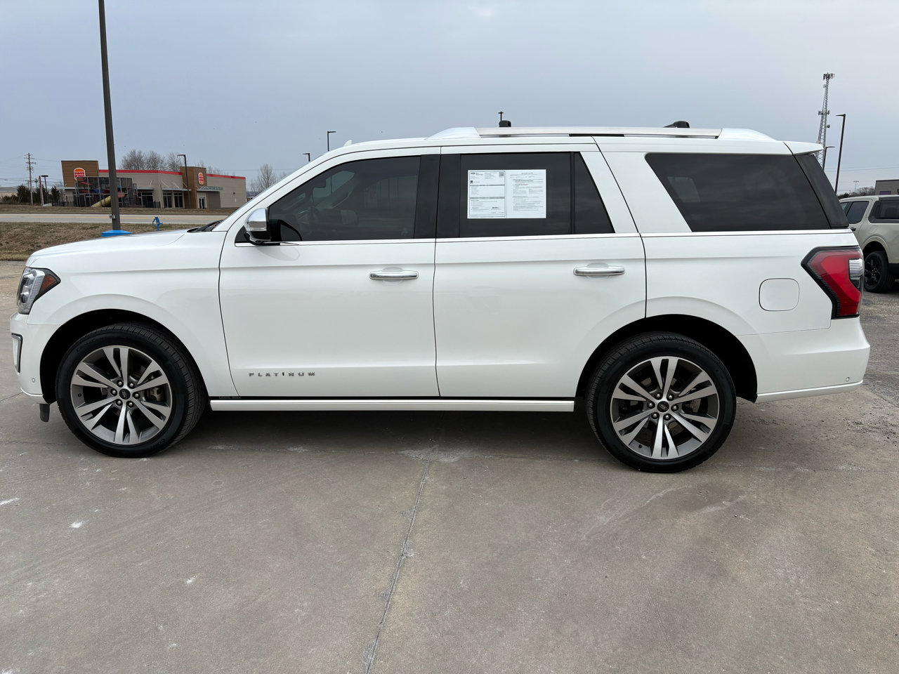 Certified 2020 Ford Expedition Platinum image 9