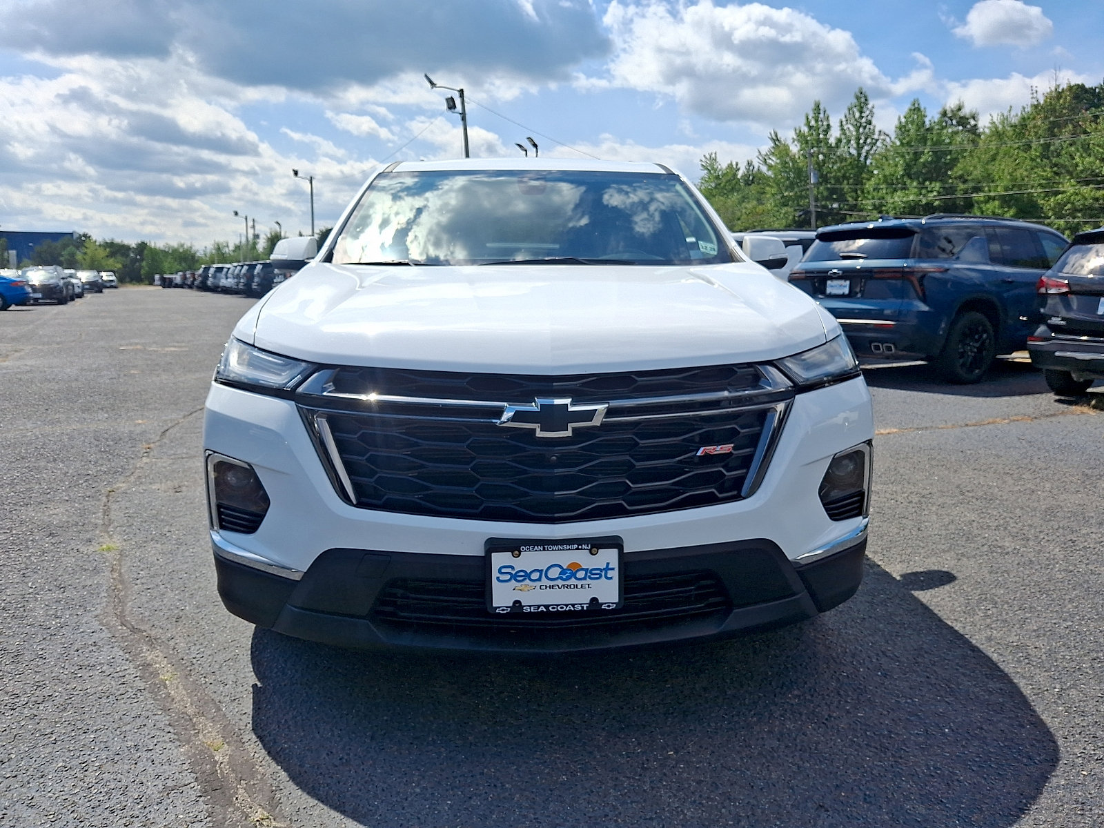 Used 2023 Chevrolet Traverse RS w/ LPO, Floor Liner Package AWD/4WD image 2