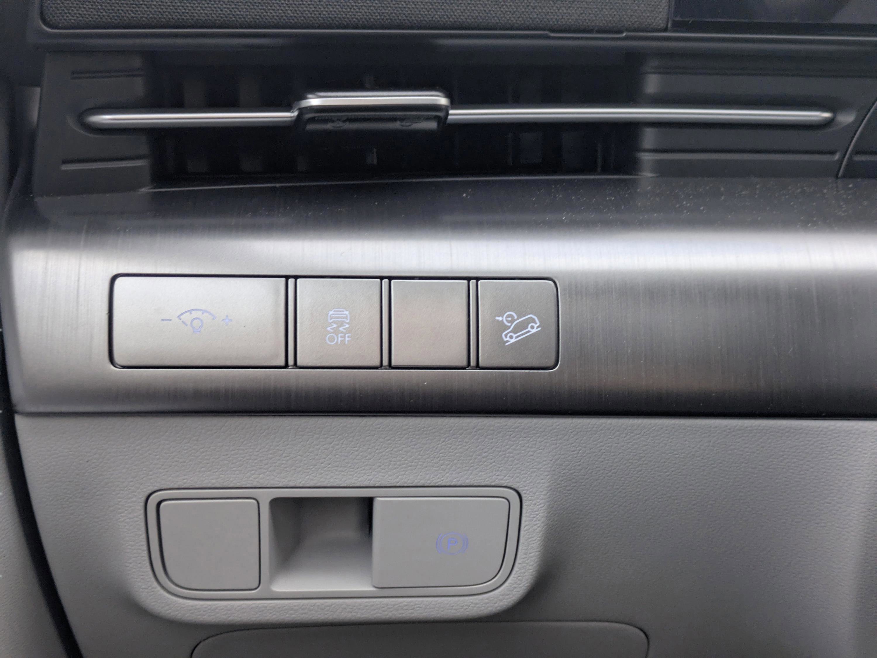 New 2026 Hyundai Kona SEL Premium image 28