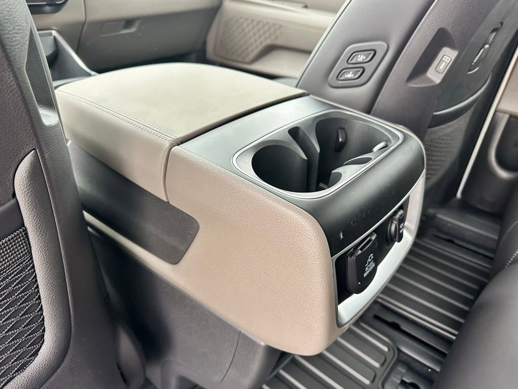 New 2026 Kia Carnival EX image 22