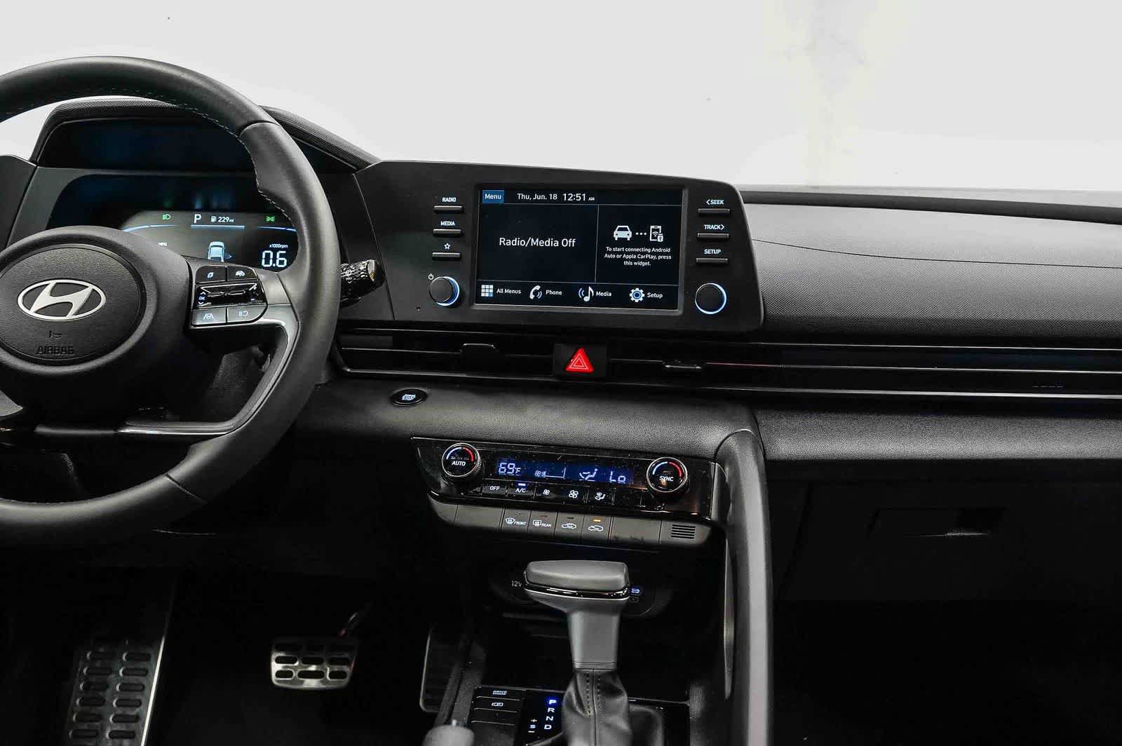 Used 2026 Hyundai Elantra Sport FWD image 13