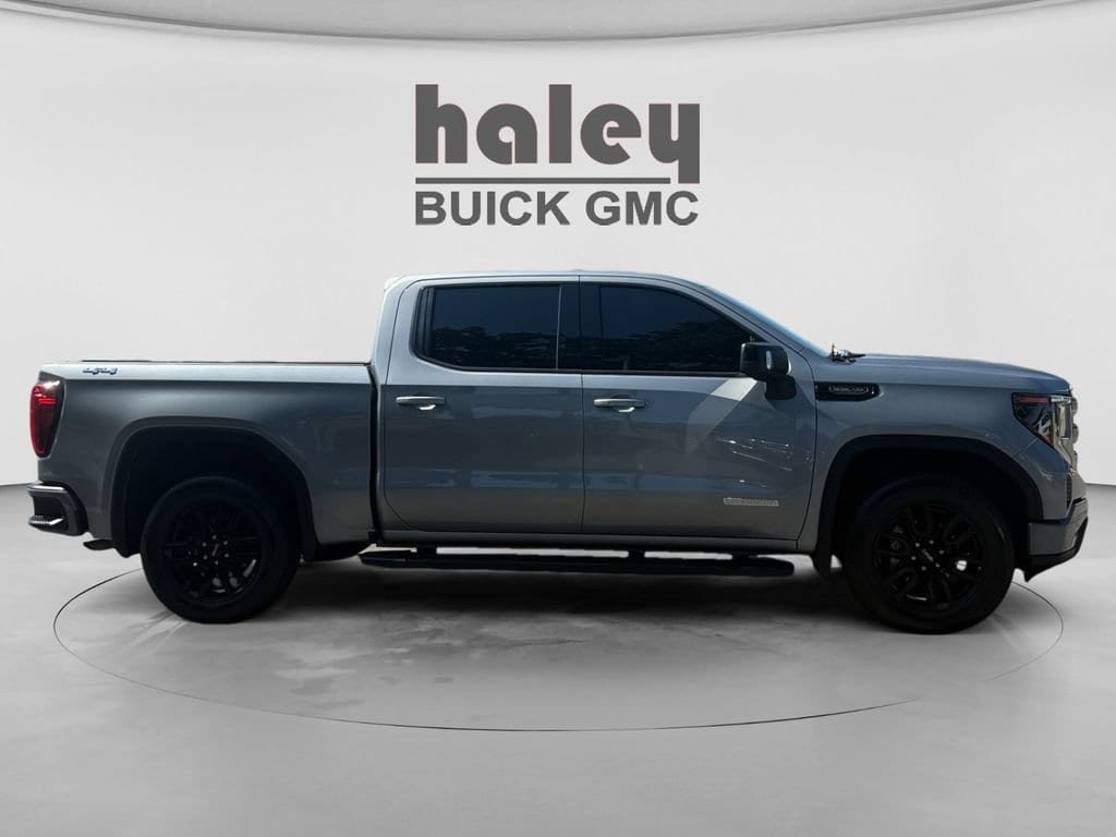 Used 2023 GMC Sierra 1500 Elevation w/ Elevation Premium Package AWD/4WD image 6