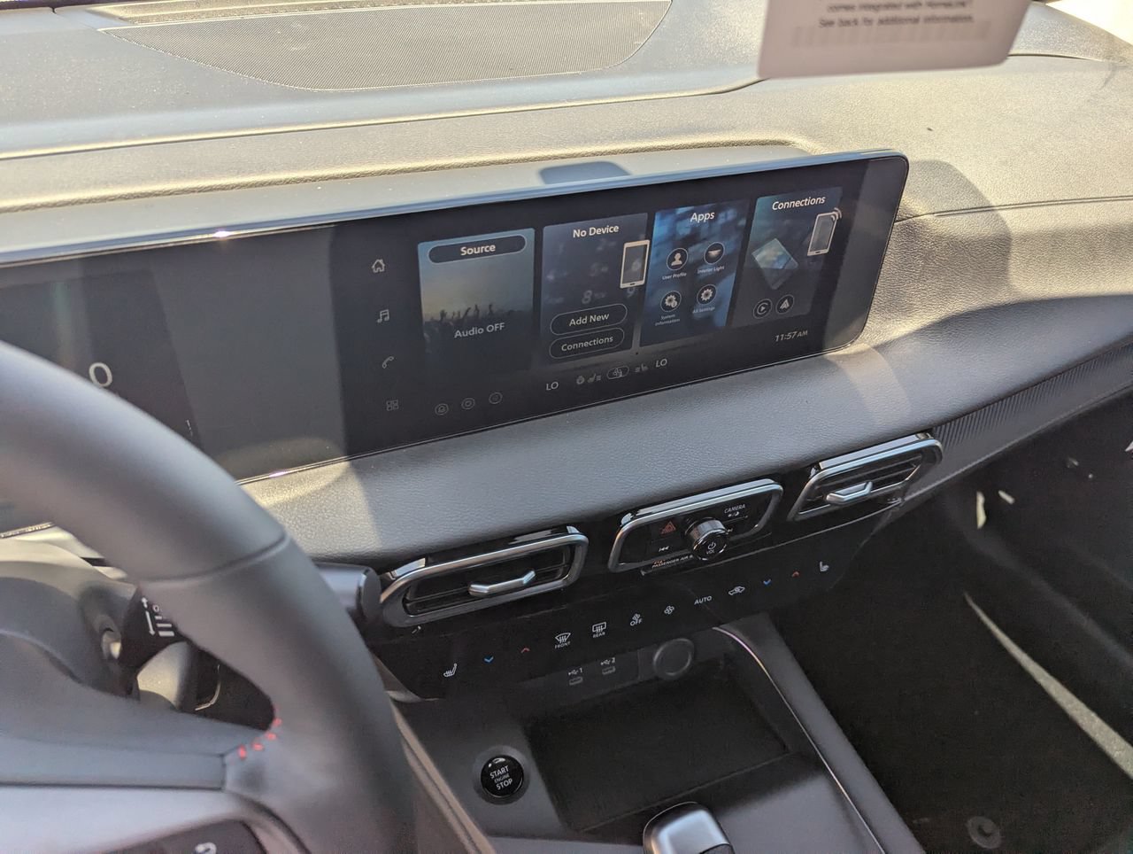 New 2026 Nissan Sentra SR w/ SR Premium Package FWD image 18
