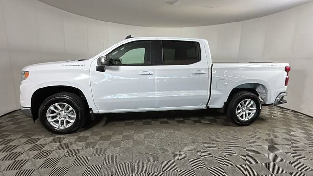 Used 2025 Chevrolet Silverado 1500 LT AWD/4WD image 6