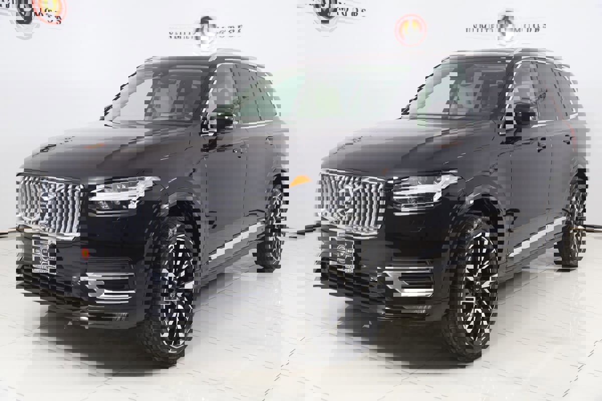 Used 2023 Volvo XC90 B6 Plus w/ Protection Package Premier image 5