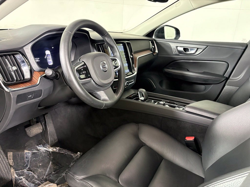 Used 2025 Volvo S60 B5 Plus FWD image 22