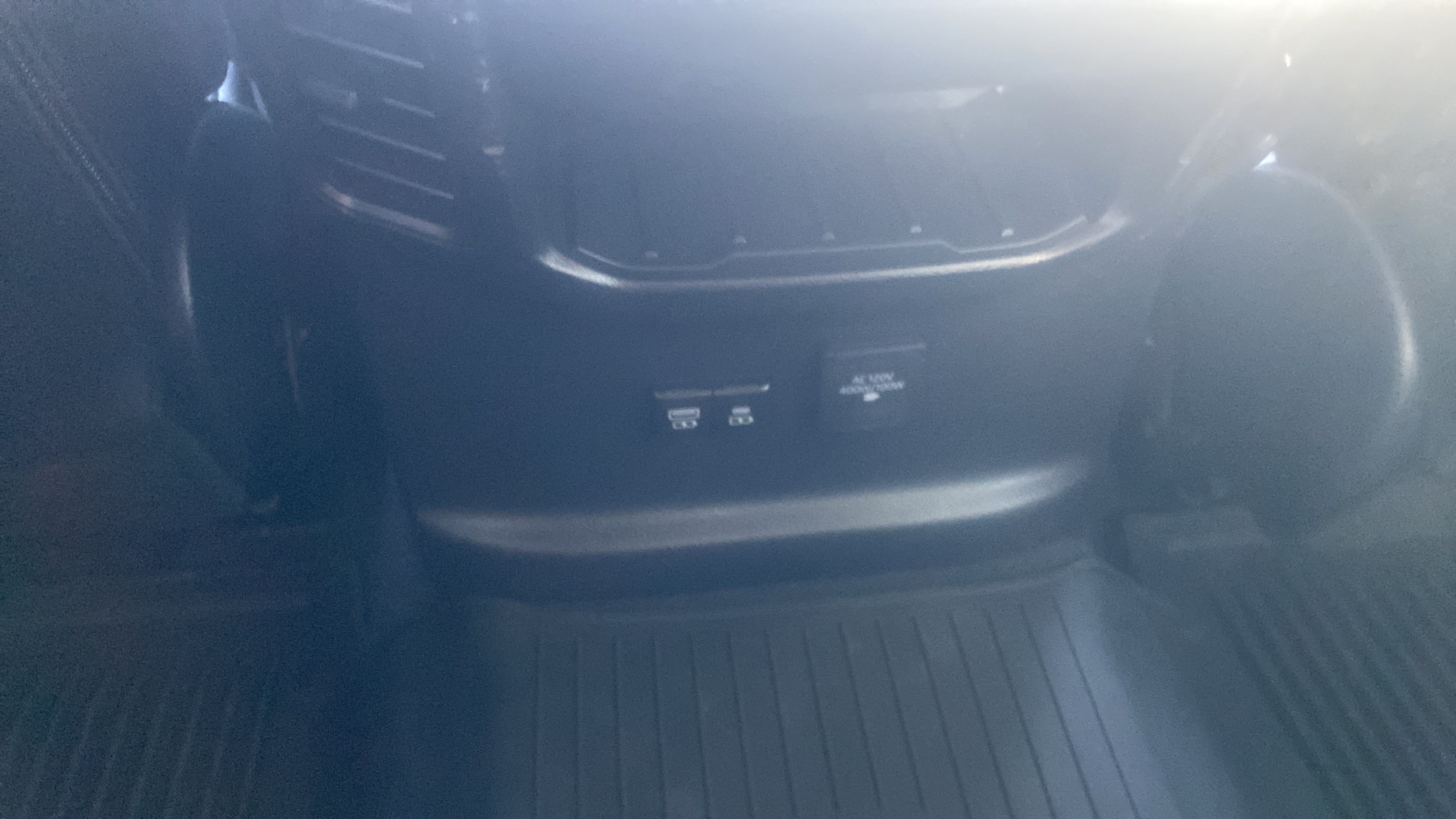 Used 2026 Toyota Tundra Limited AWD/4WD image 18