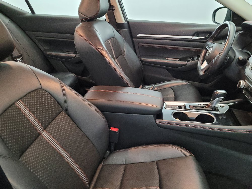 Used 2023 Nissan Altima 2.5 SR AWD/4WD image 21