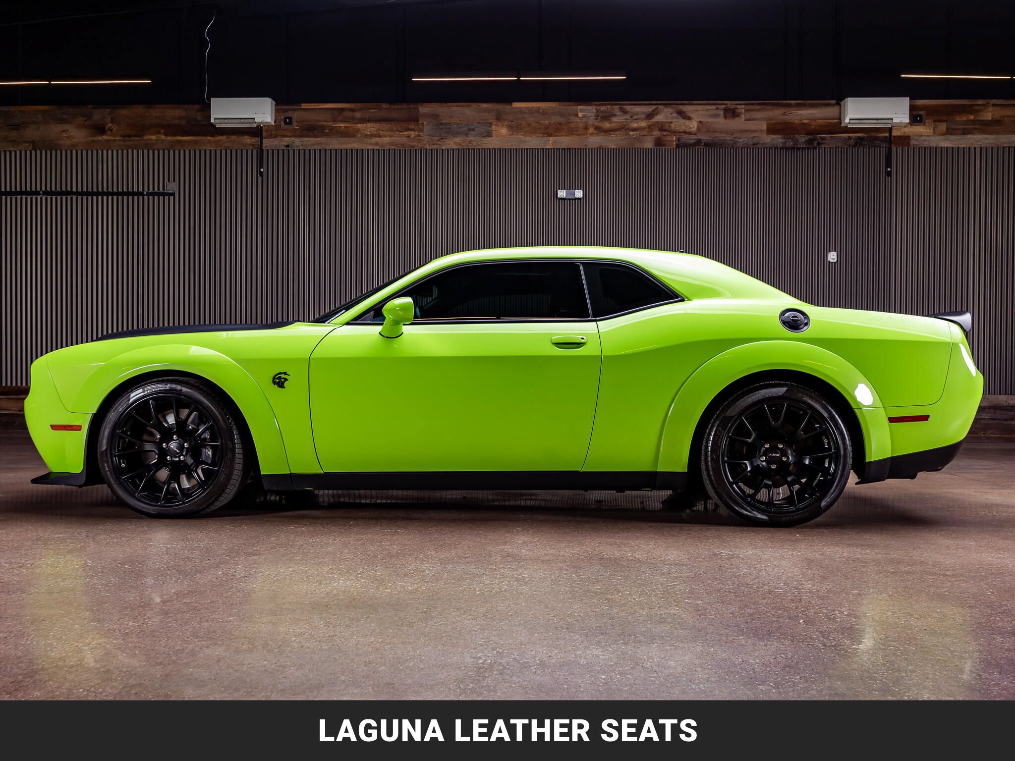 Used 2023 Dodge Challenger SRT Hellcat RWD image 5
