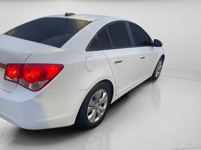 Used 2016 Chevrolet Cruze LS image 13