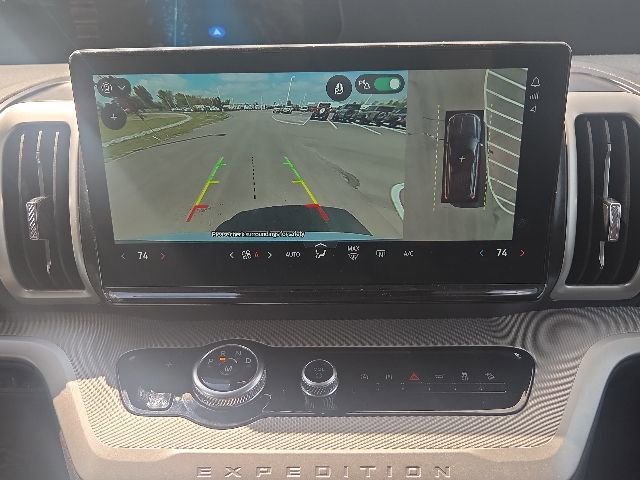 Used 2025 Ford Expedition Max Active AWD/4WD image 34