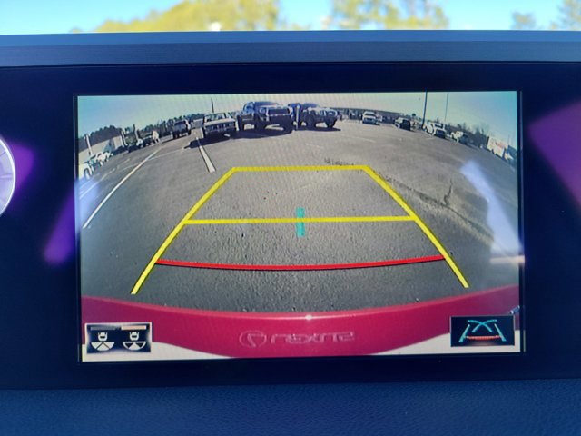 Used 2019 Lexus ES 350 ES 350 4dr Car w/ Premium Package image 18