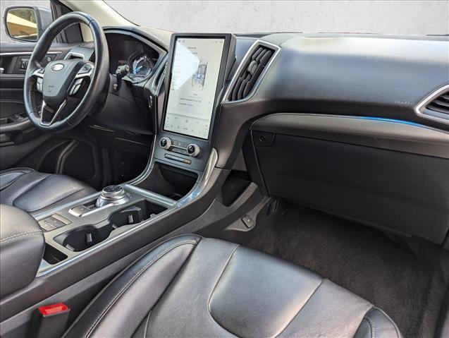 Used 2022 Ford Edge Titanium w/ Equipment Group 301A AWD/4WD image 22