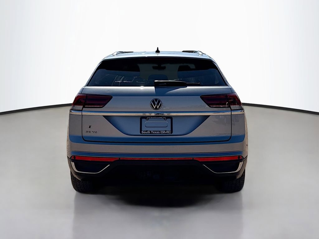 Used 2023 Volkswagen Atlas Cross Sport SE w/ Panoramic Sunroof Package image 6