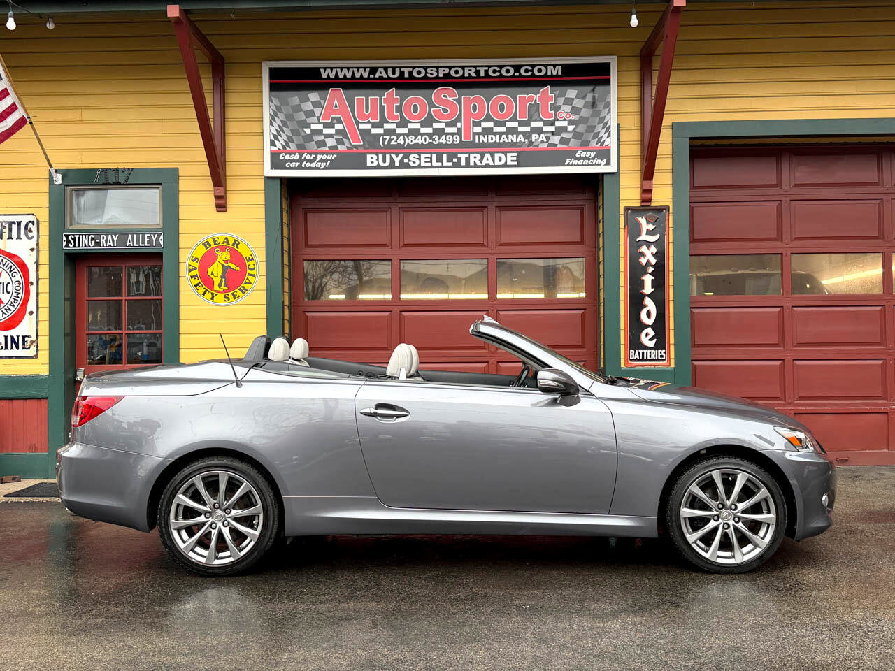 Used 2015 Lexus IS 250C 250 image 7