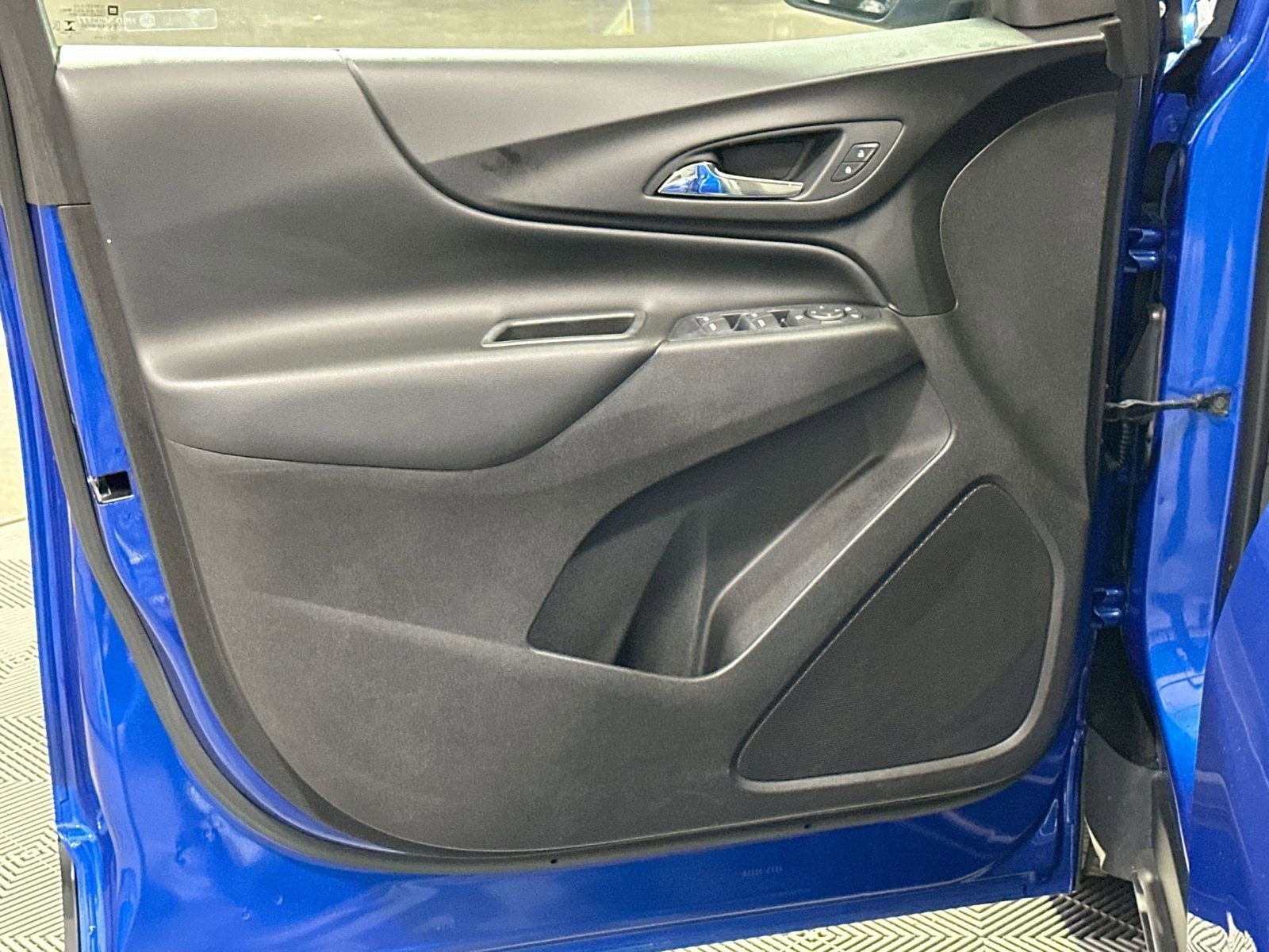 Used 2019 Chevrolet Equinox LT image 15