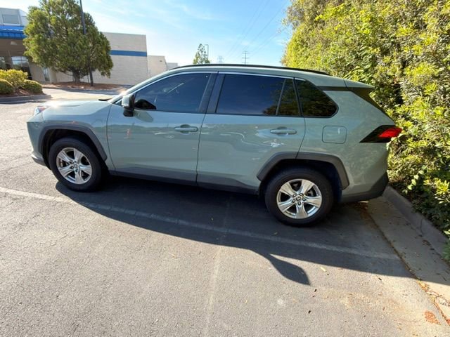 Used 2019 Toyota RAV4 XLE w/ Convenience Package image 7