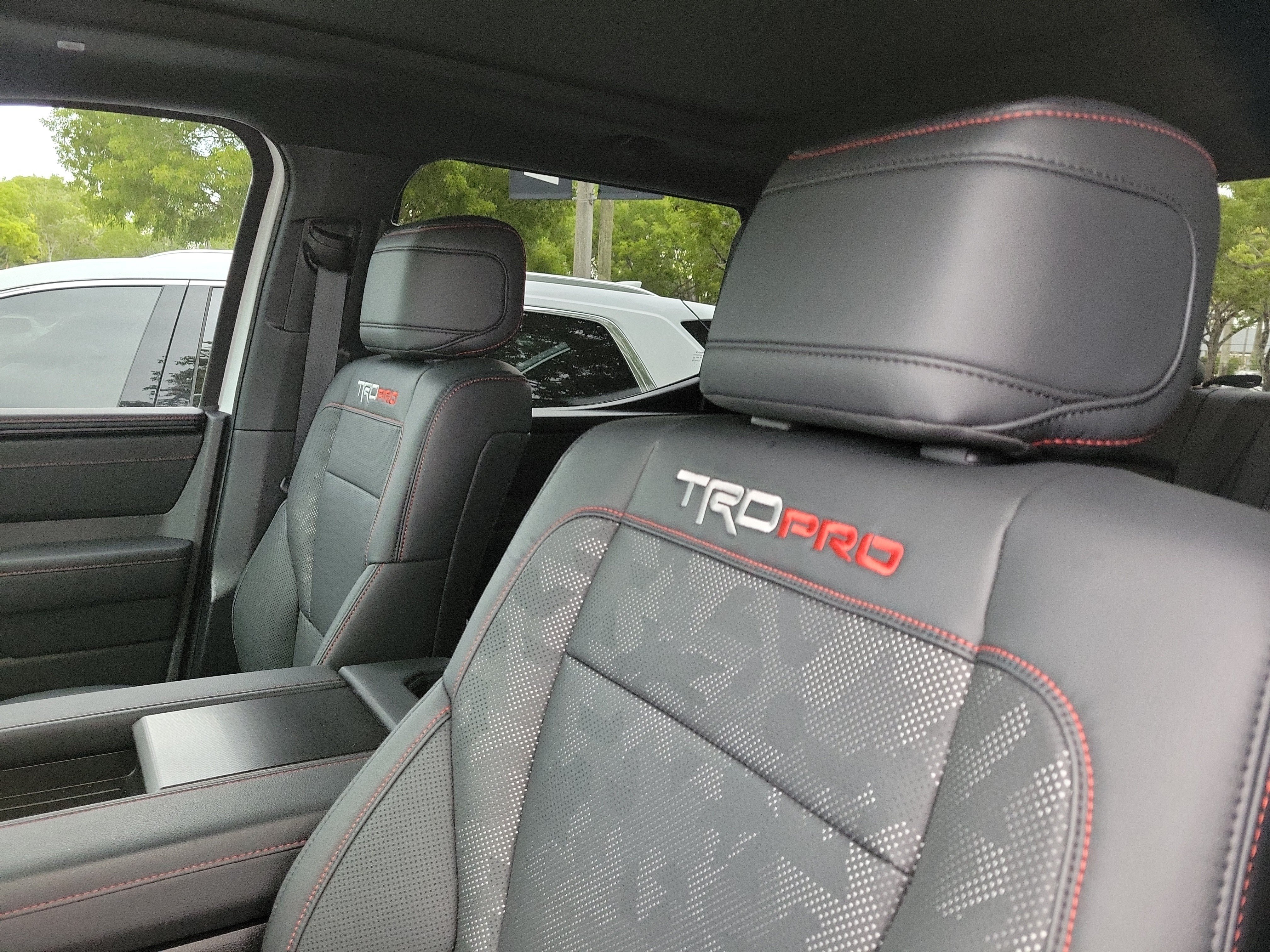 Used 2025 Toyota Tundra TRD Pro AWD/4WD image 14
