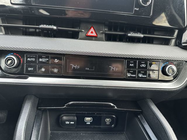 Used 2023 Kia Sportage LX image 18