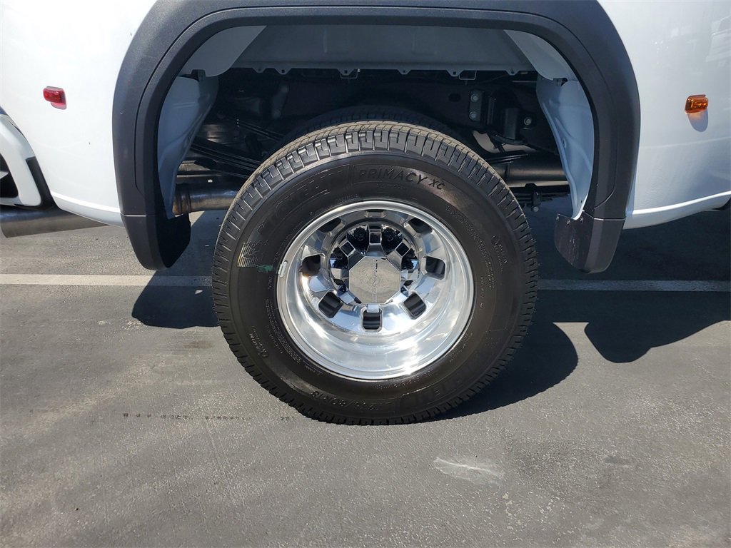 New 2026 GMC Sierra 3500 Denali w/ Denali Reserve Package image 5