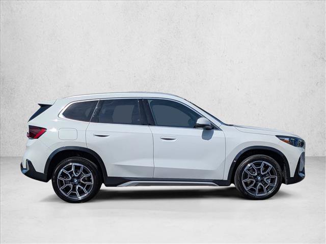 Used 2025 BMW X1 xDrive28i w/ Technology Package AWD/4WD image 4