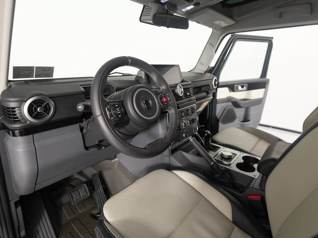 Used 2025 INEOS Grenadier AWD/4WD image 13