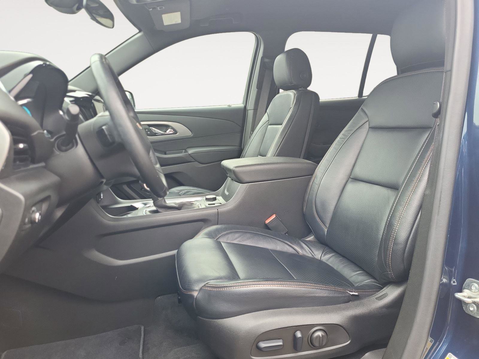 Certified 2023 Chevrolet Traverse LT image 10