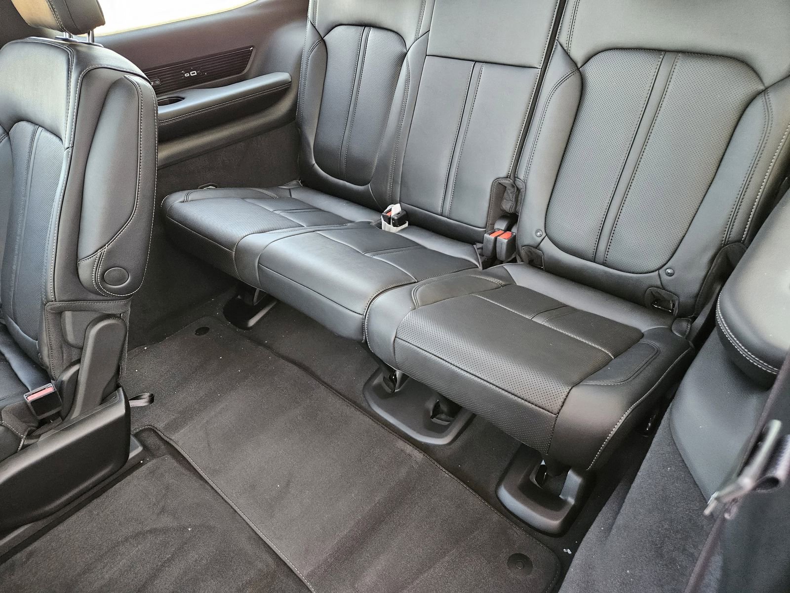 New 2026 Jeep Grand Wagoneer Summit w/ Rear Seat Video Group I image 27