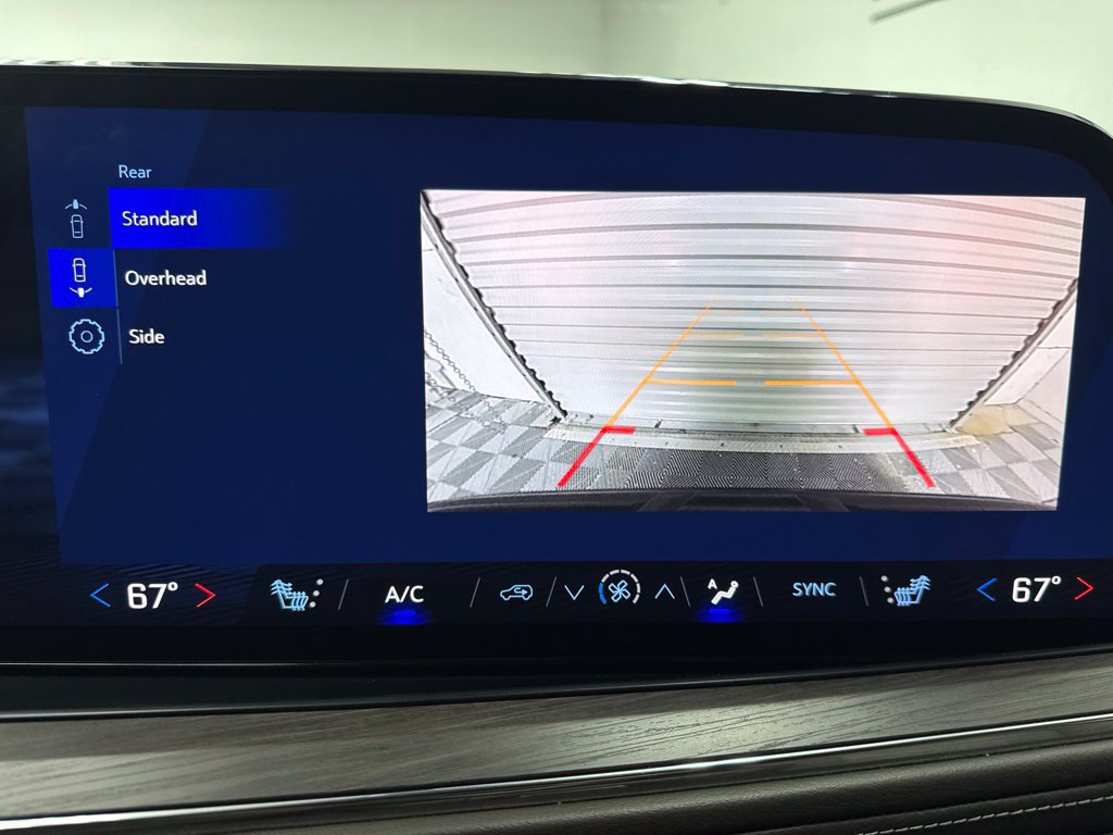 Used 2025 Chevrolet Tahoe LT RWD image 16