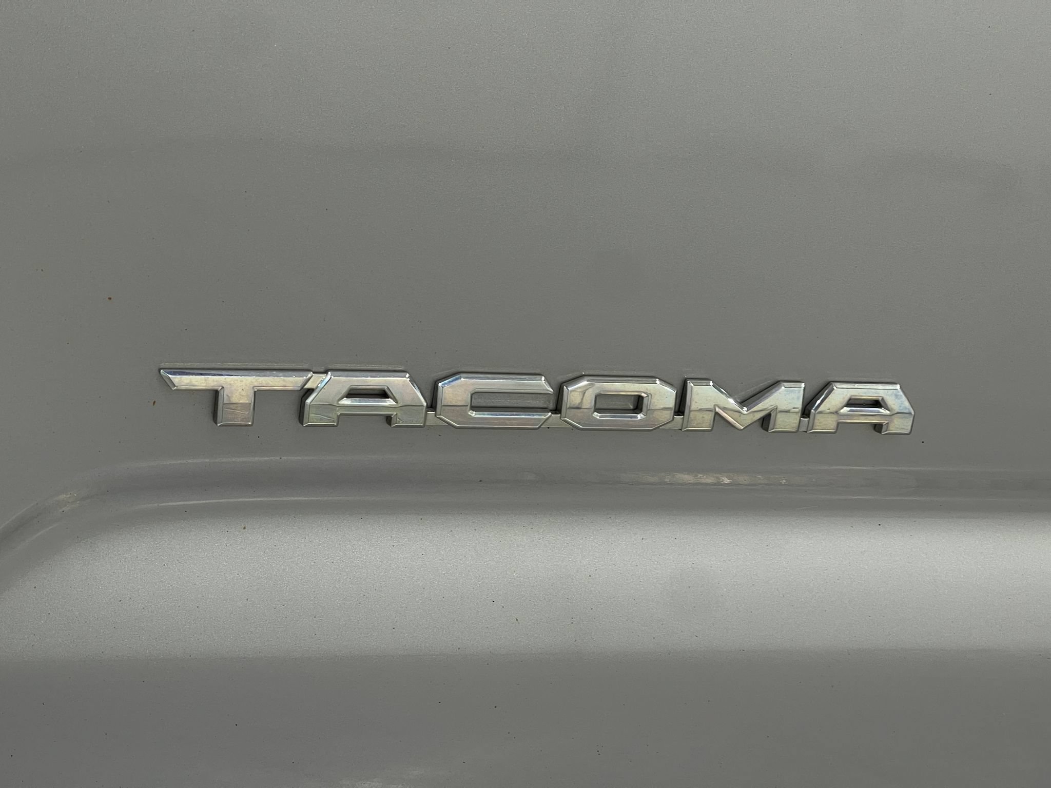 Used 2017 Toyota Tacoma Limited w/ Tow Package AWD/4WD image 41