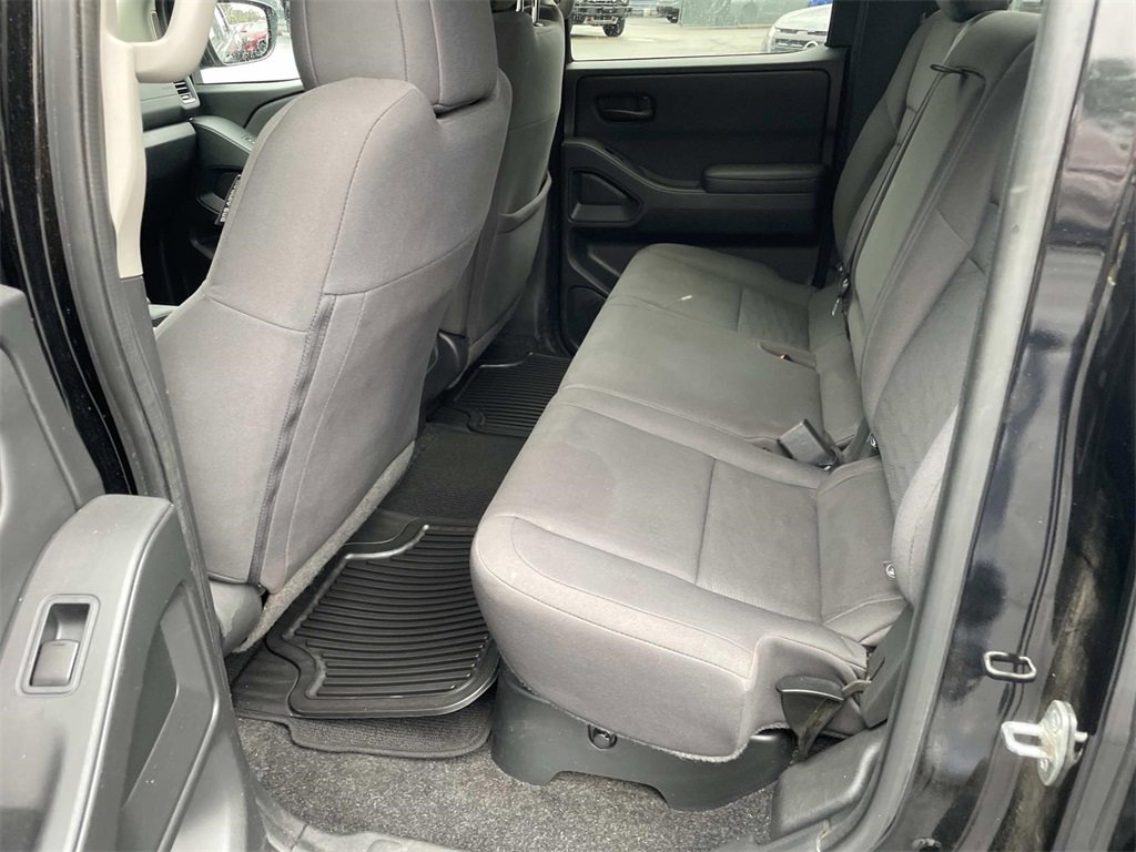 Certified 2022 Nissan Frontier S image 13