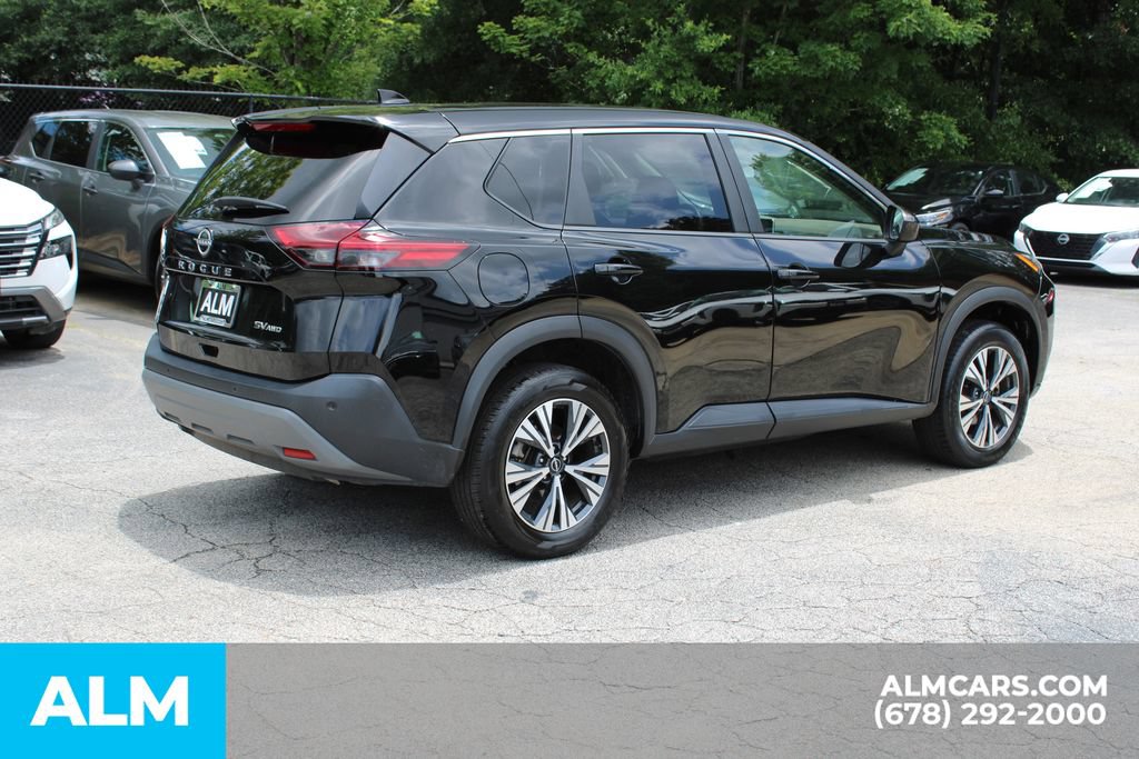 Used 2023 Nissan Rogue SV AWD/4WD image 5