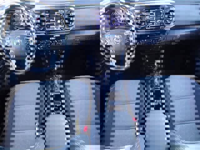 Used 2021 Toyota Tacoma TRD Sport image 13