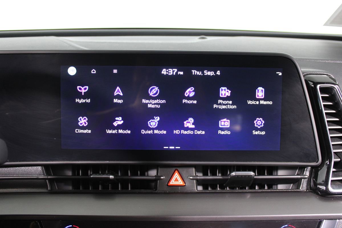 Used 2023 Kia Sportage EX image 12