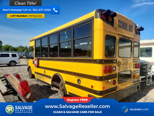 Used 2013 Chevrolet Express 4500 w/ School Bus Package RWD image 4