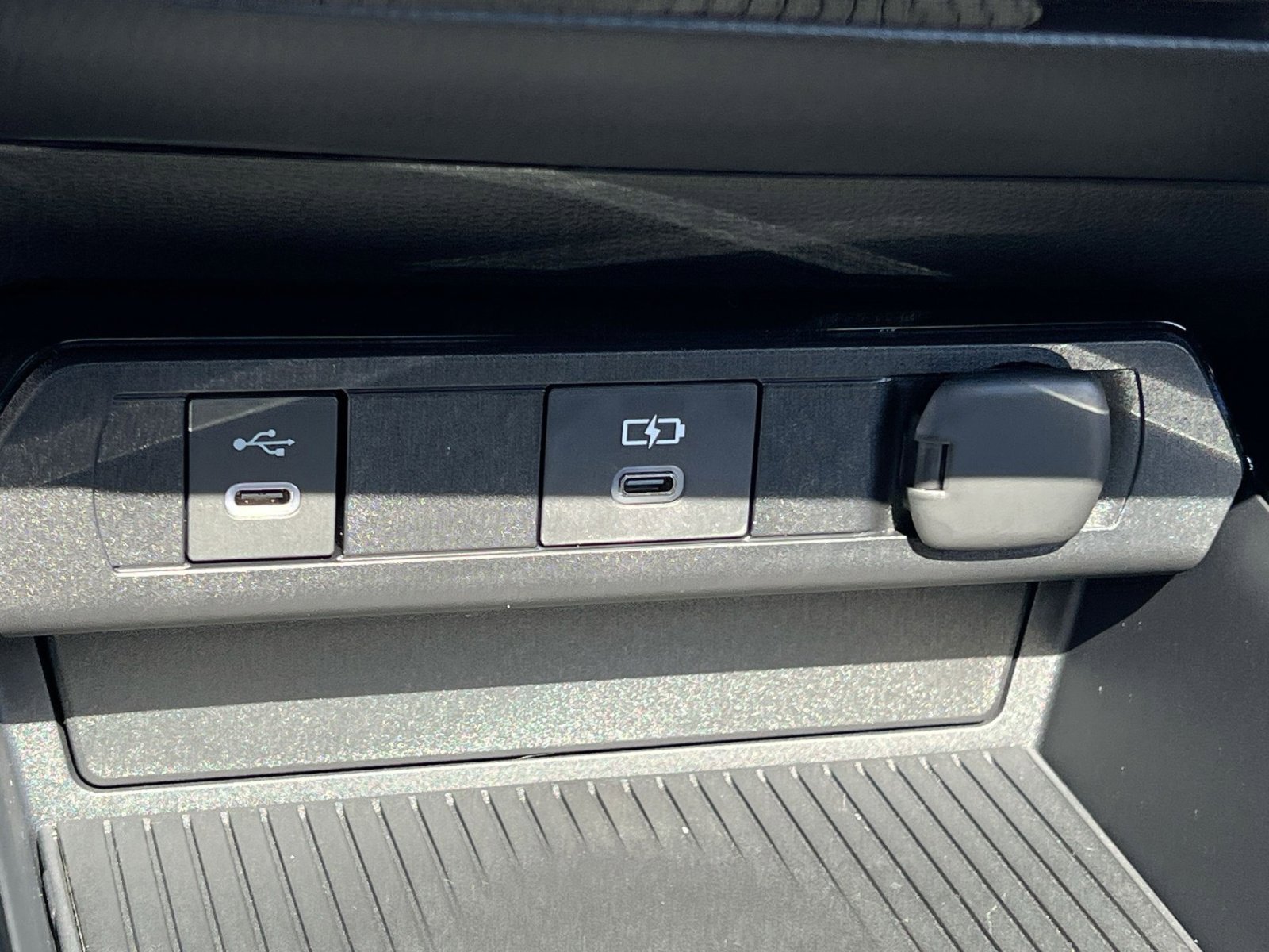 New 2026 Toyota Prius Plug-In Hybrid image 31