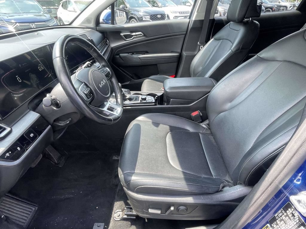 Used 2024 Kia Sportage EX FWD image 16