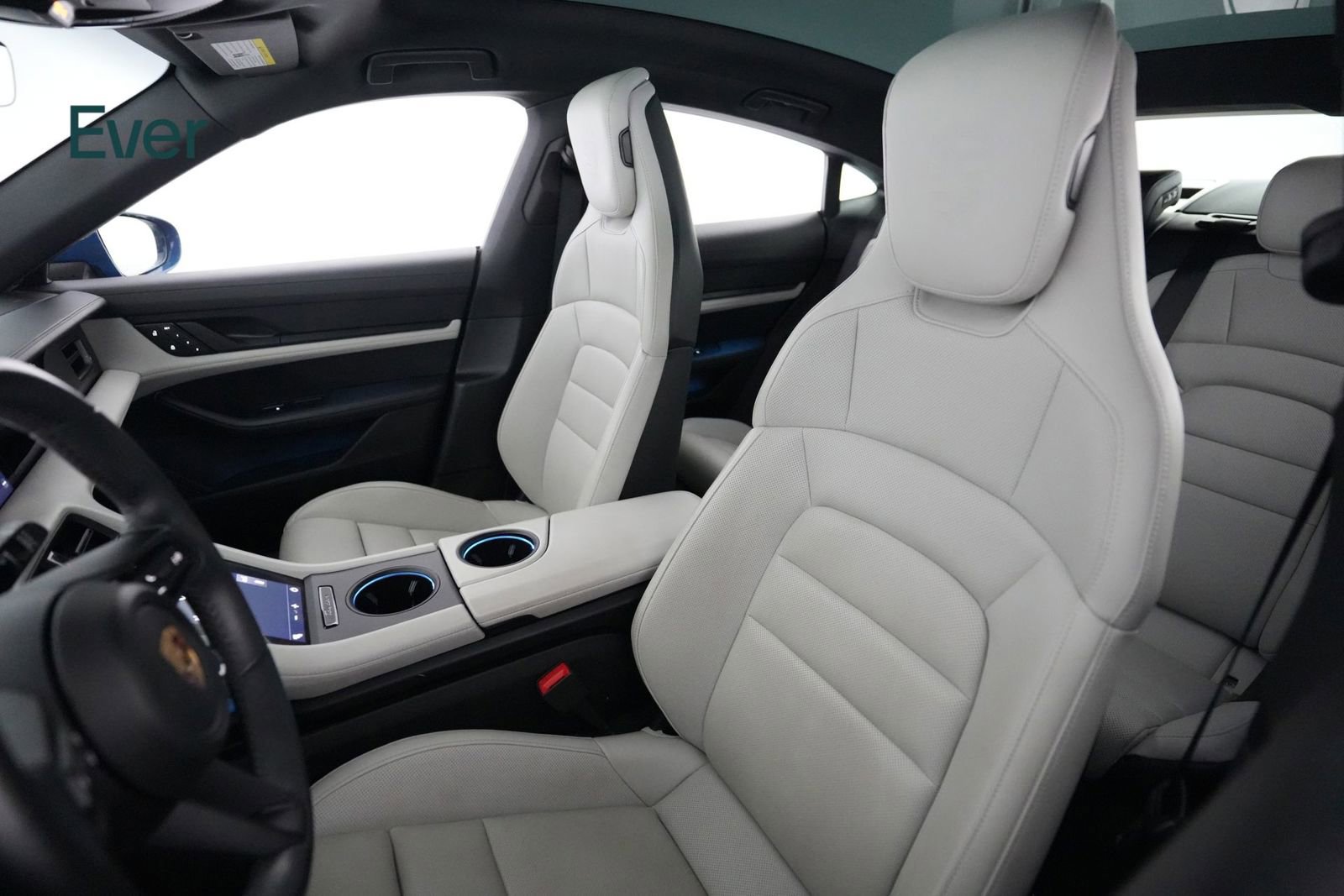 Used 2023 Porsche Taycan Base w/ Premium Package image 4