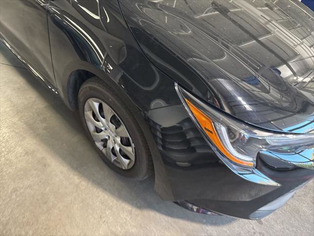 Certified 2023 Toyota Corolla LE image 3