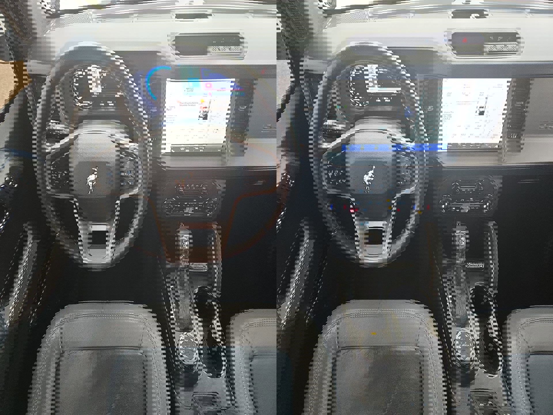 Used 2023 Ford Bronco Outer Banks image 14