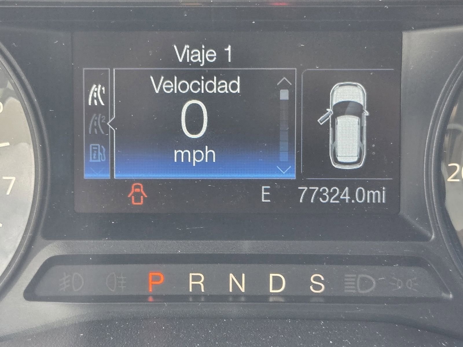 Used 2017 Ford Explorer XLT image 13