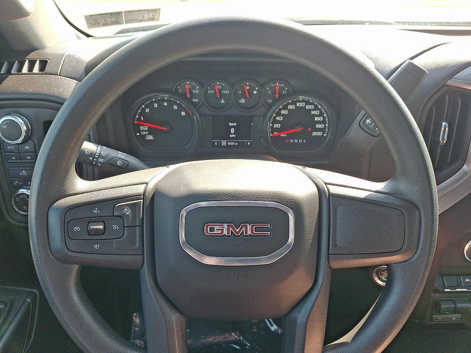 Used 2024 GMC Sierra 1500 Pro w/ Graphite Edition AWD/4WD image 17