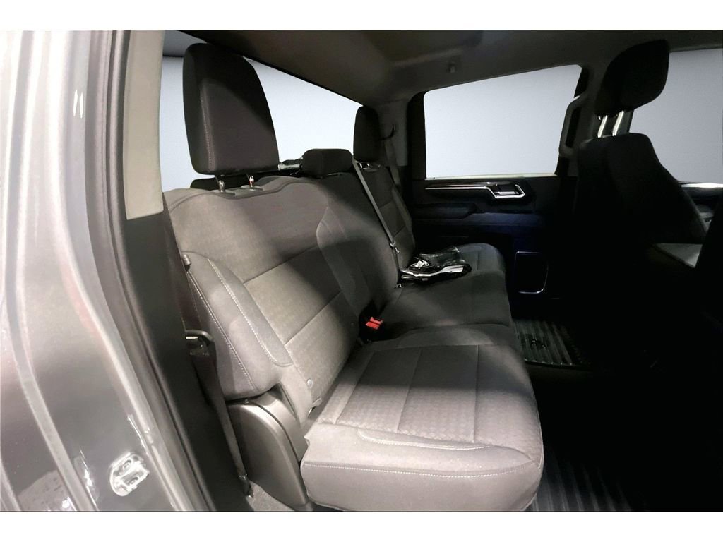 Used 2025 GMC Sierra 2500 SLE w/ SLE Convenience Package image 27