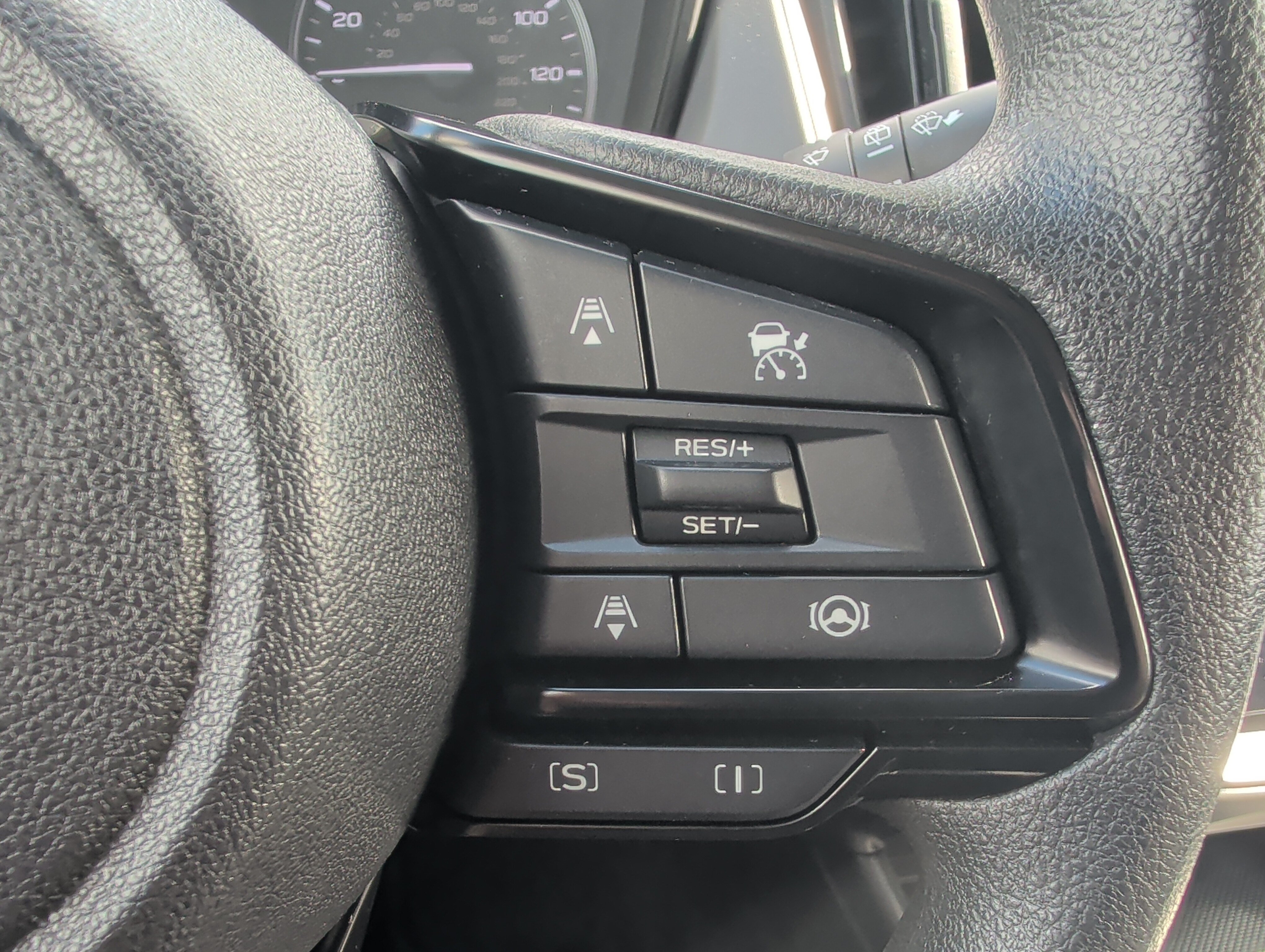 Certified 2024 Subaru Crosstrek 2.0i Premium AWD/4WD image 38